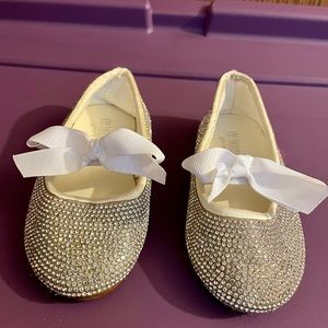 Baby crystal ballet flats, no crystals missing